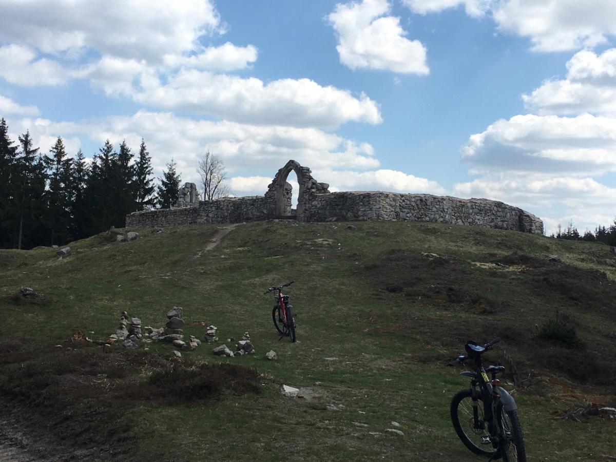 Ubytovani U Ropaku Horni Slavkov Luaran gambar